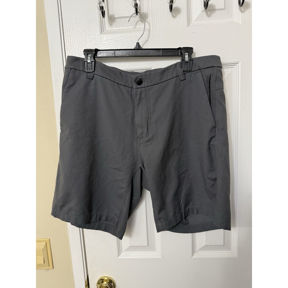 LULULEMON ATHLETICA Chino Shorts Men's Size 36 Gray Nylon Spandex EUC